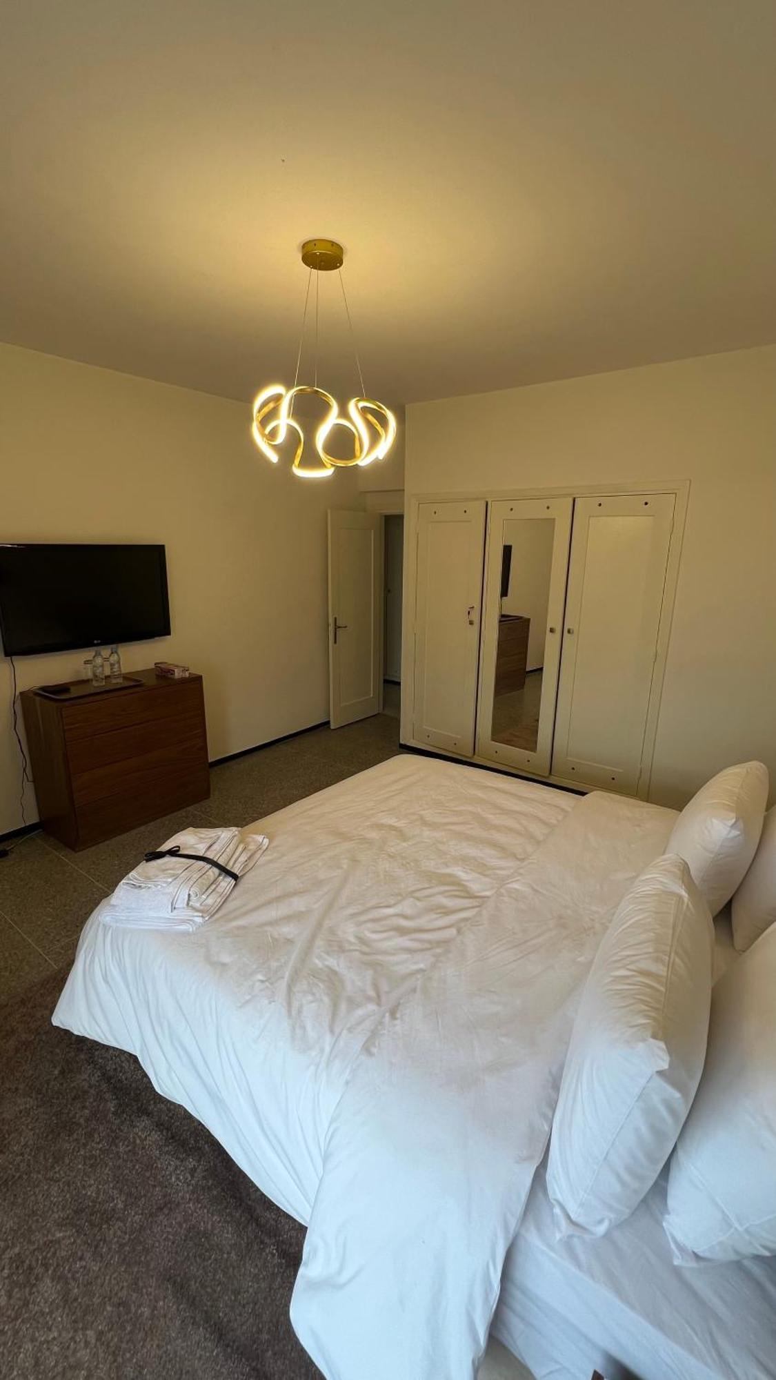 Appartement Spacieux - Bd Anfa Casablanca Ngoại thất bức ảnh